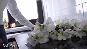 एबनी कपल सुबह मोटे काले लंड से इंटेंस डॉगी क्रीमपाई