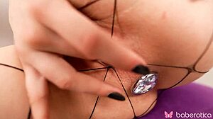 Solo Sexy Babe Moans During Intense Orgasm In 4K