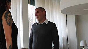 hey wanna lick this horny cougar's wet pussy?