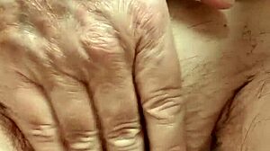 wanna see this view from below on that mature pussy compilation?