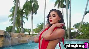 glamorous milf emily rinaudo strips lingerie poses naked bubble butt