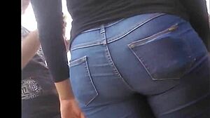 WOW CHECK OUT THIS LATINA TEEN'S BIG CANDID ASS IN TIGHT JEANS!