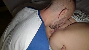 Homemade close-up missionary fucking chubby Latina wife creampie in big pussy