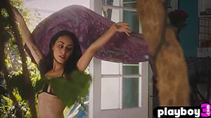 oh god leighla habib's beautiful small natural tits and milf body get exposed so amazingly sexy