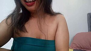 watch this juicy latina milf with big tits huge pussy squirt in homemade creampie bed fuck