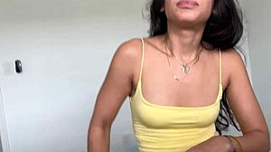 Horny Latina step sister Luxe La Fox begs for Scott Stark's cock in taboo household roleplay