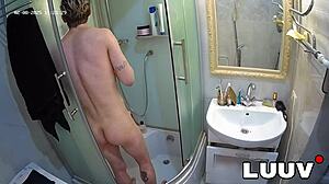 wanna see luuv's quick shower before she fucks on cam?