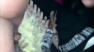 ngentot memek sempit kontol gede jilbab merah