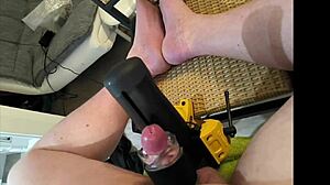 Strangers control my handy live to make me cum on feet