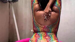 Ever wonder why this bbw farts during yoga in her mini pool?