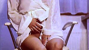 i finger my hairy wet pussy to a shaking climax 😍💦