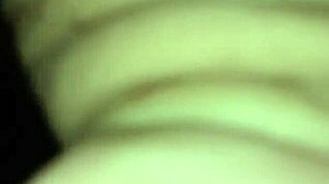 sexy curvy honey licks pussy unaware she's on her cycle