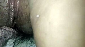 ella lame el ano sin orillas y recibe verga metida profundo y duro