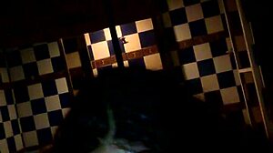 COLOMBIAN 18YO KNOWS HOW TO RIDE COCK IN HOTEL ROOM