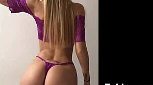 who wouldn't worship Yus López's divine teen ass from Argentina?!