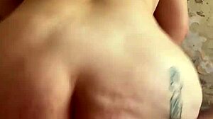 me encanta chuparla y brincar arriba de rica polla... y que le den toda la leche en la cara!!