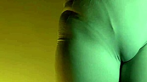 Trying new leggings like Youtuber but show hairy pussy like total slut