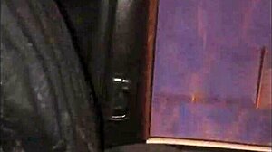 madre soltera chupa pinga en taxi por calles de lima