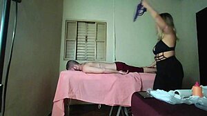 melhor massagem relaxante que termina com um sexo quente e intenso depois