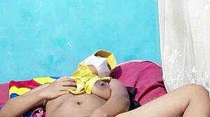 gadis hijab masturbates dildo pussy before work!