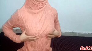 damn this muslim girl squirts crazy on that huge black cock riding hard