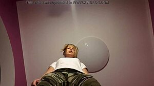 On your knees slut!! Jerk off under her bill then slurp every drop of cum 😈💦