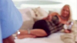 ब्लोंड मिल्फ्स बनी मैडिसन एलेक्सिस बीबीसी गांड डॉगी कम शेयर