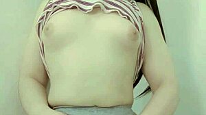 wanna see this cute amateur latina teen rub her tight pussy all soft and slow?