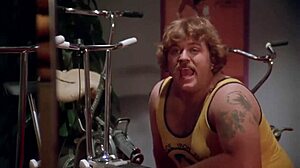 Vintage Body Girls Deliver Cumshot Group Bang in 1983 Classic