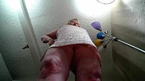 Dawnskye1962 Giantess POV Fun with Huge Curvy Fat Ass No Panties Retro Beaver Tease