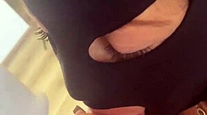 hey neighbor, milfycalla needs your help with her wet milf pussy now