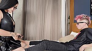 uhh 18yo colombian big ass amateur gets fucked doggy cowgirl every position by tublancopapi