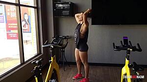 Curvy Ebony Workout Babe Craves Cock And Cum After Gym Session