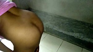 क्लीनिंग लेडी