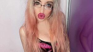 addicted to findom goaldigger mistress in stockings domination