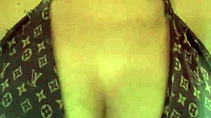 gym girl all sweaty pussy dripping down her legs after training