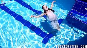 yessica bunny squeezes wet shaved pussy underwater